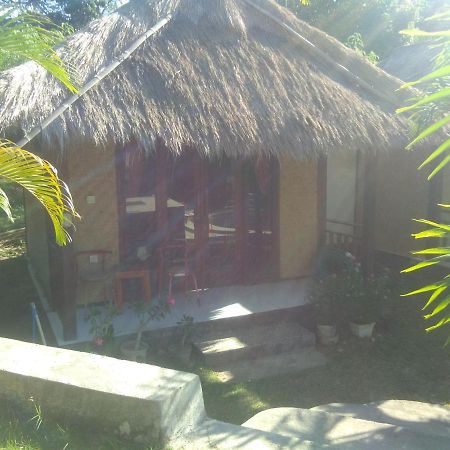 Airas' Garden Homestay Eco Bungalows Kuta  Экстерьер фото