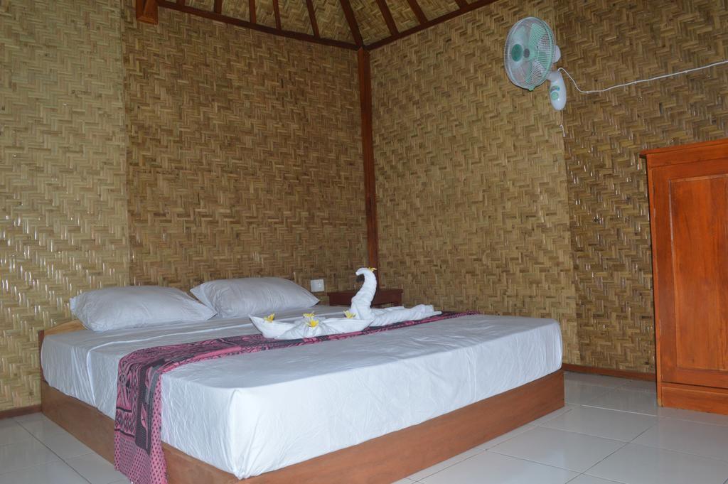 Airas' Garden Homestay Eco Bungalows Kuta  Экстерьер фото